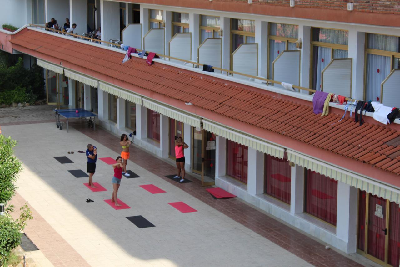 Hotel Esplendid بلانيس المظهر الخارجي الصورة